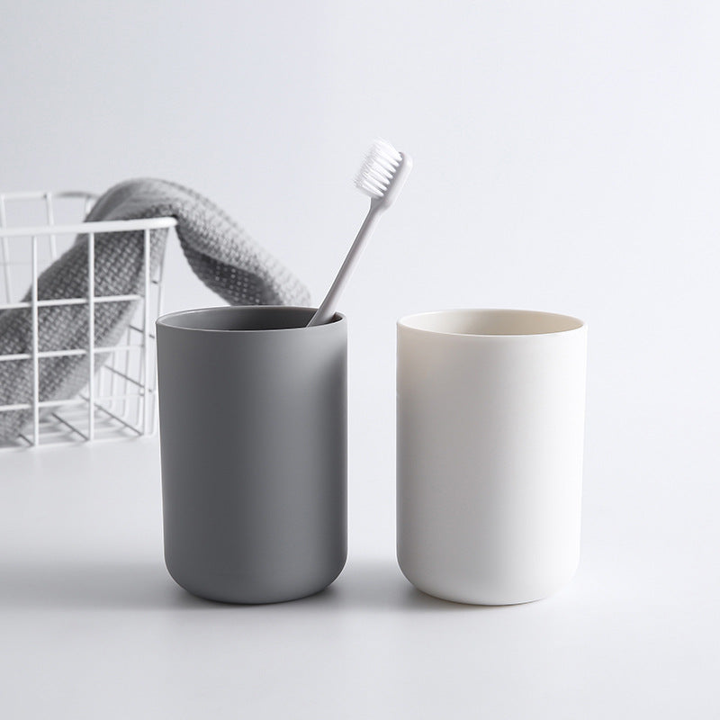 Minimalist Japanese-Style Toothbrush Cup