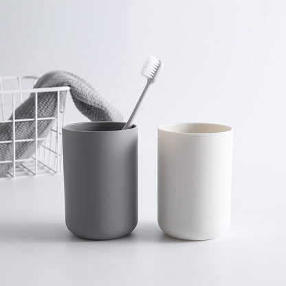 Minimalist Japanese-Style Toothbrush Cup