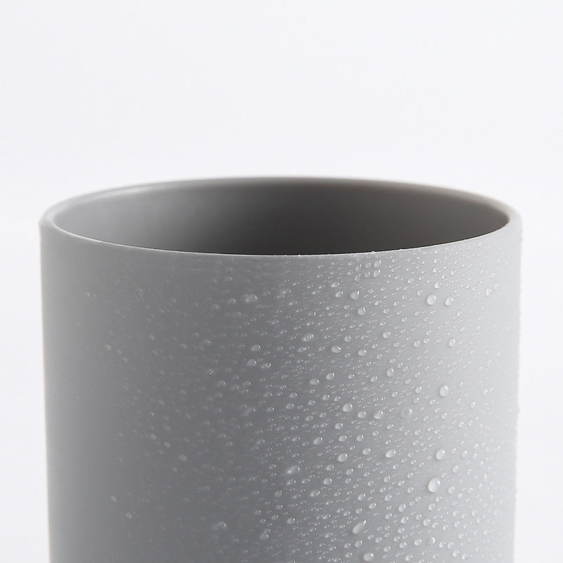 Minimalist Japanese-Style Toothbrush Cup